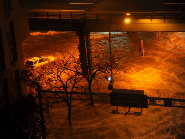 Sandy deja 13 muertos en EU y Canadá
